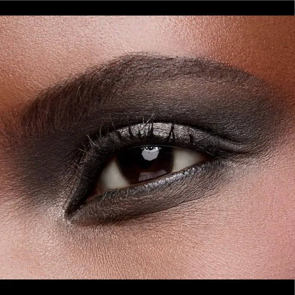 1 LEFT! Mac Stranger Things The Void Eye Palette